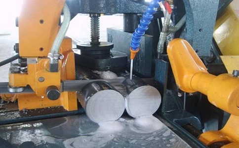 湘乡卧式带锯床的送料方式有哪几种？